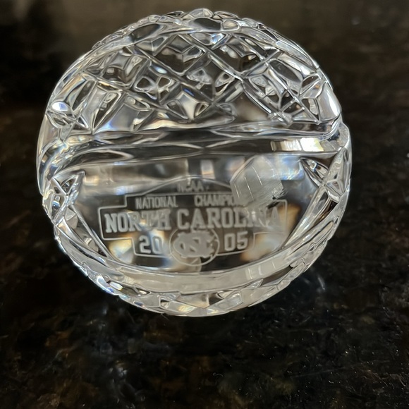 Waterford 2005 Basketball Champions University of North Carolina Paperweight - Picture 5 of 10